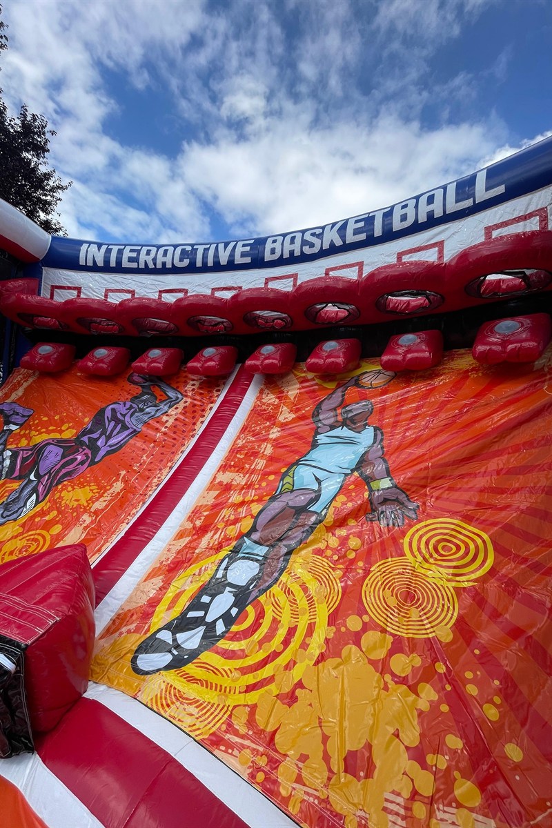 Interaktives Basketball im Einsatz